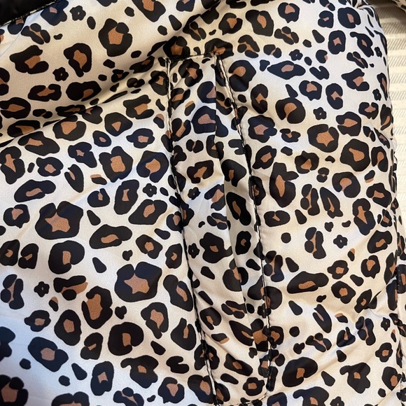 Puffer Coat - Picture 5 of 7